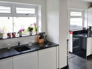 Woodlow- click for photo gallery